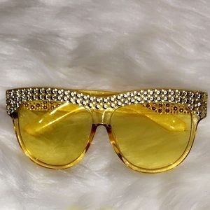 fashionable trendy shades 🤩